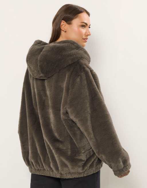 Yours Clothing Faux fur hooded jacket in brown, 2 of 4
