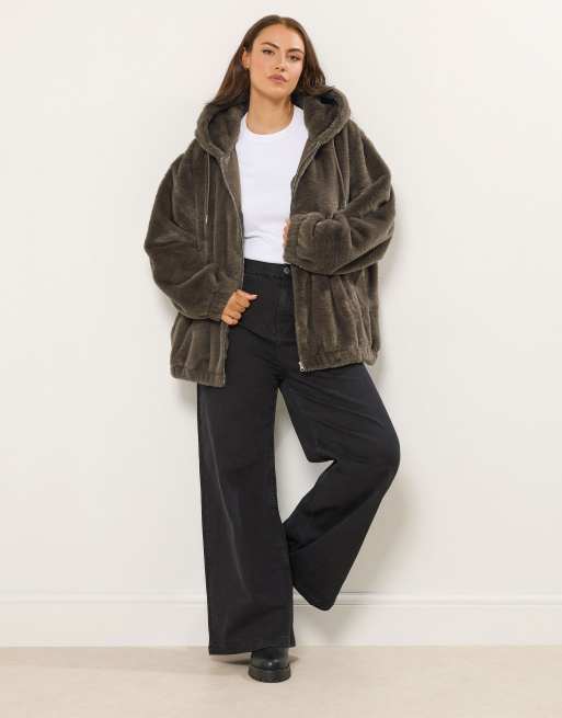 Yours Clothing Faux fur hooded jacket in brown, 3 of 4