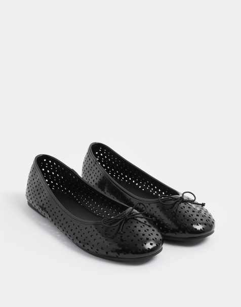 Yours Clothing Faux leather ballet pumps in wide e fit and extra wide eee fit in black - view 1