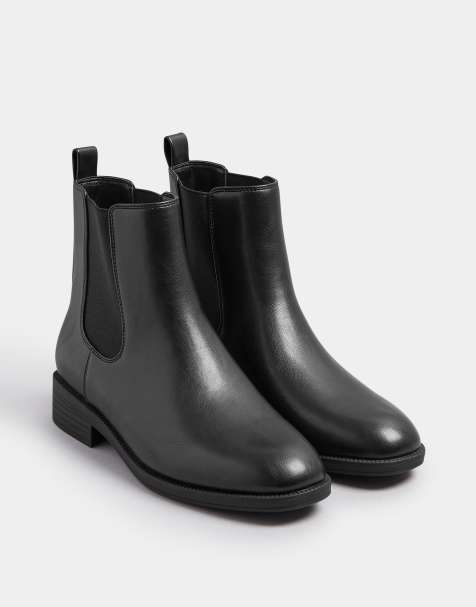 Yours Clothing Faux leather chelsea ankle boots in wide e fit & extra wide eee fit in black - view 1