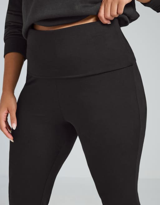 Yours Clothing Fold over kick flare leggings in black, 3 of 4