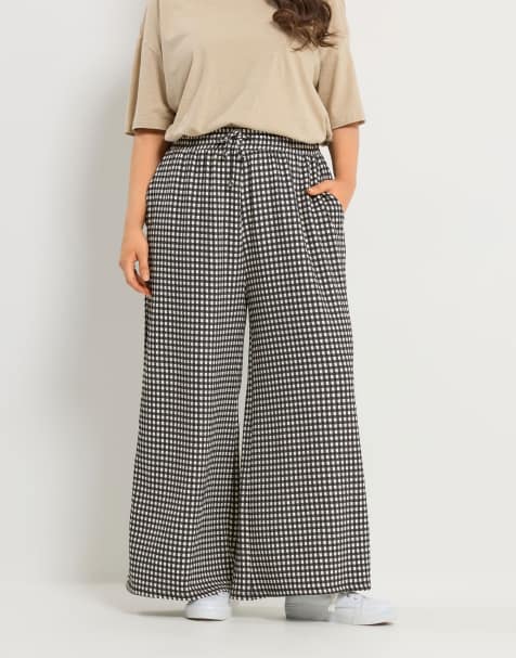 Yours Clothing Gingham wide leg trousers in black - view 1
