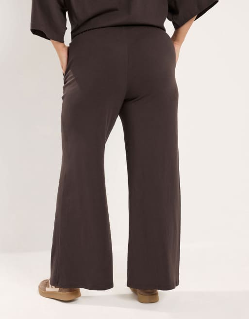 Yours Clothing Jersey wide leg trousers in brown, 3 of 4