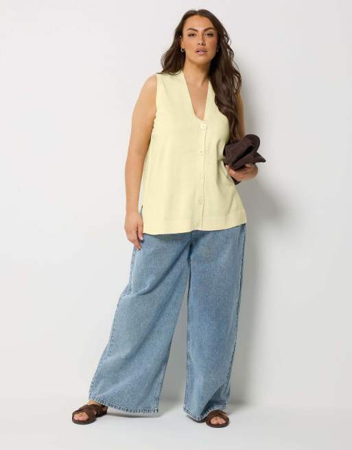 Yours Clothing Knitted button front vest top in yellow, 2 of 4