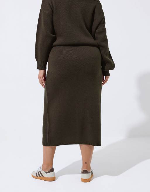 Yours Clothing Knitted midi skirt in brown, 3 of 5