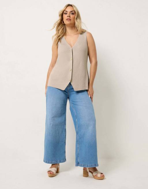 Yours Clothing Knitted waistcoat in natural, 4 of 4