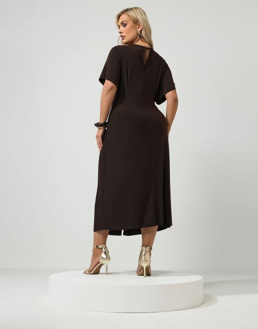 Yours Clothing Knot front maxi dress in brown, 3 of 4