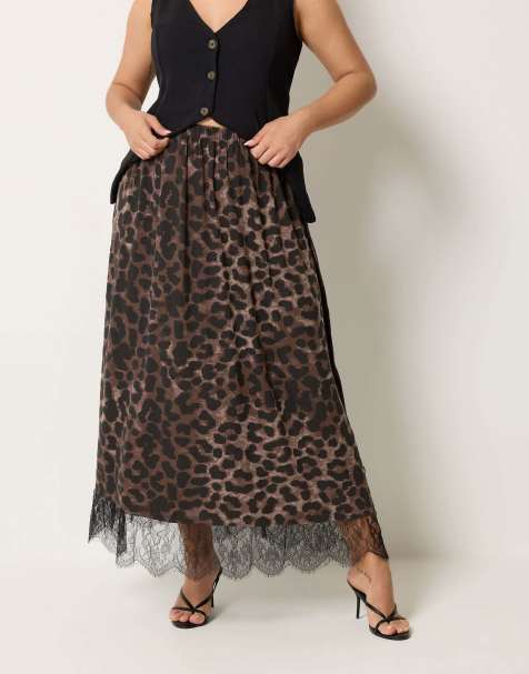 Yours Clothing Leopard lace trim skirt in brown - view 1