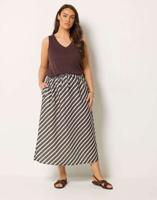 Yours Clothing Linen look stripe skirt in brown, 2 of 4