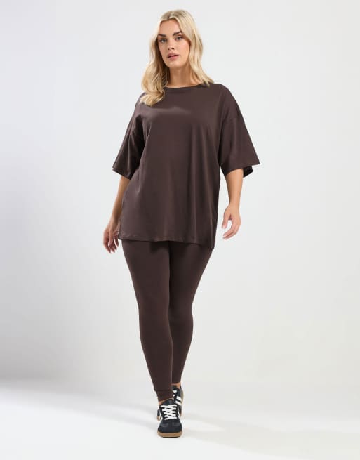 Yours Clothing Longline t-shirt in brown, 3 of 4