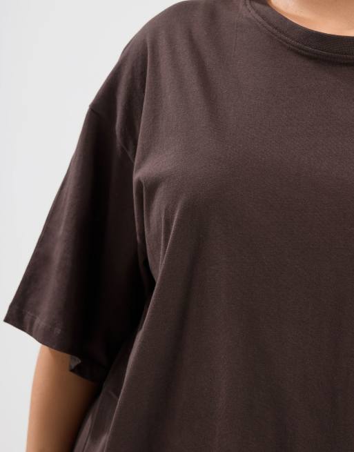 Yours Clothing Longline t-shirt in brown, 4 of 4