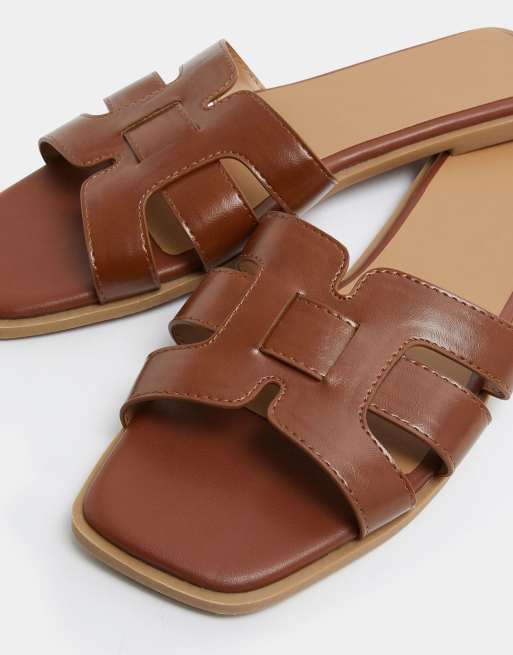 Yours Clothing Mule sandals in wide e fit in brown, 2 of 4