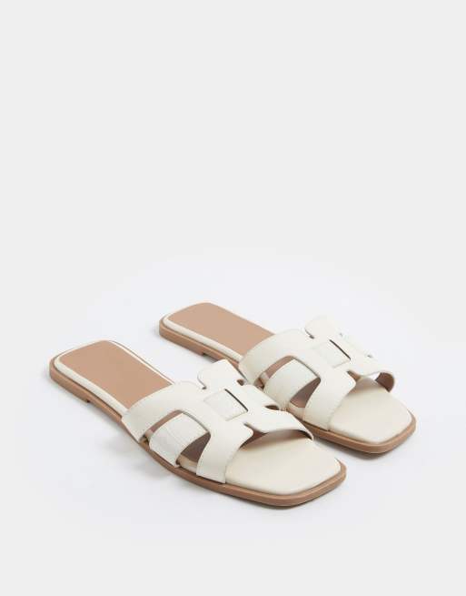 Yours Clothing Mule sandals in wide e fit in white, 2 of 4