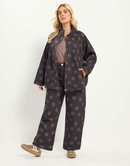 Yours Clothing Polka dot denim bomber jacket in brown, 2 of 4
