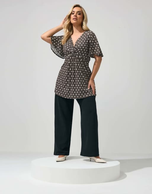 Yours Clothing Polka dot knot front top in brown, 2 of 4