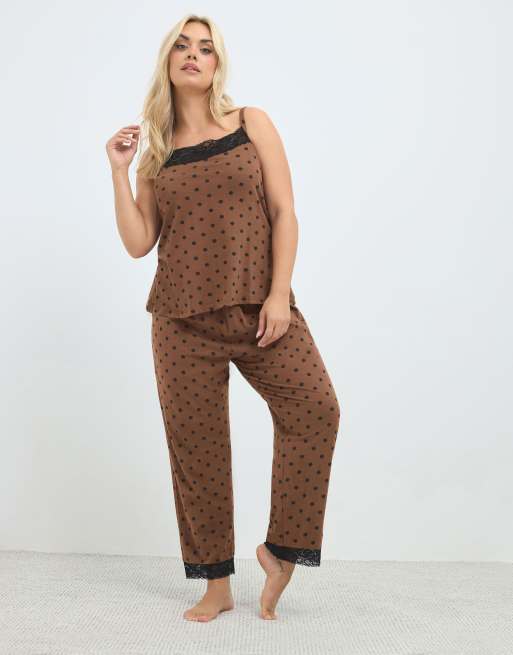 Yours Clothing Polka dot lace loungewear set in brown, 2 of 4