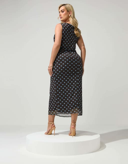 Yours Clothing Polka dot maxi dress in brown, 3 of 4