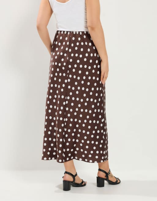 Yours Clothing Polka dot maxi satin skirt in brown, 3 of 4