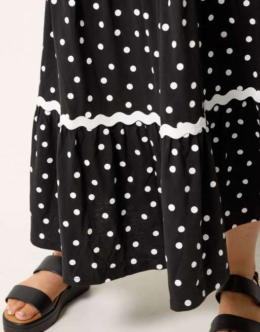 Yours Clothing Polka dot maxi skirt in black, 4 of 5