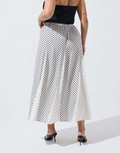 Yours Clothing Polka dot maxi skirt in white, 3 of 4