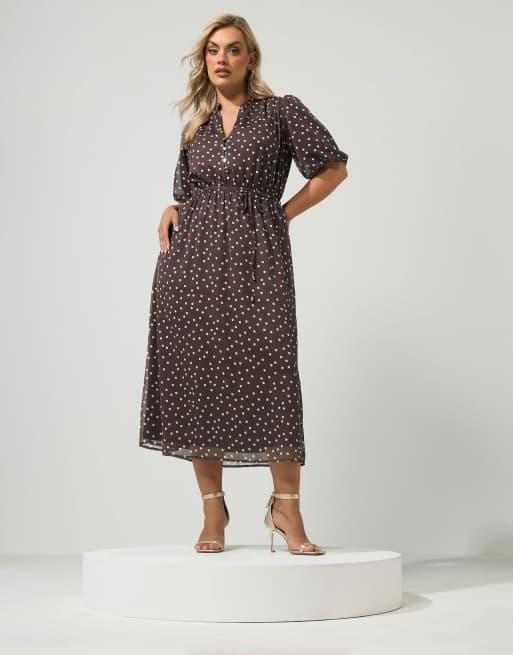 Yours Clothing Polka dot puff sleeve dress in brown, 2 of 4
