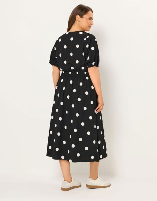 Yours Clothing Polka dot smock dress in black, 3 of 4