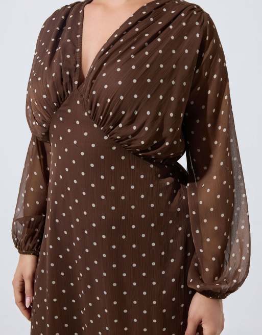 Yours Clothing Polka dot tie chiffon midi dress in brown, 4 of 4