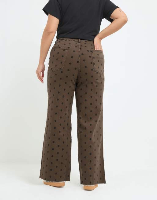 Yours Clothing Polka dot wide leg jeans in brown, 3 of 4
