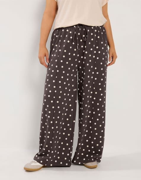 Yours Clothing Polka dot wide leg joggers in brown - view 1