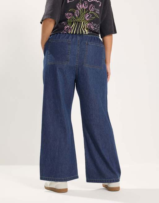 Yours Clothing Pull on wide leg jeans in blue, 2 of 4