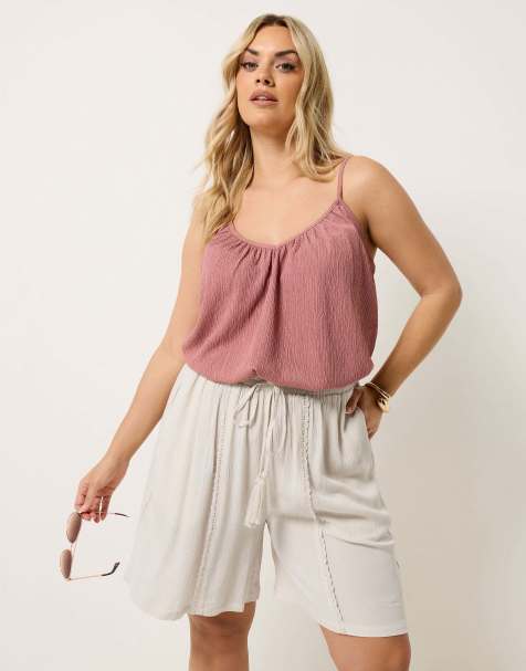 Yours Clothing Scallop trim shorts in natural - view 1