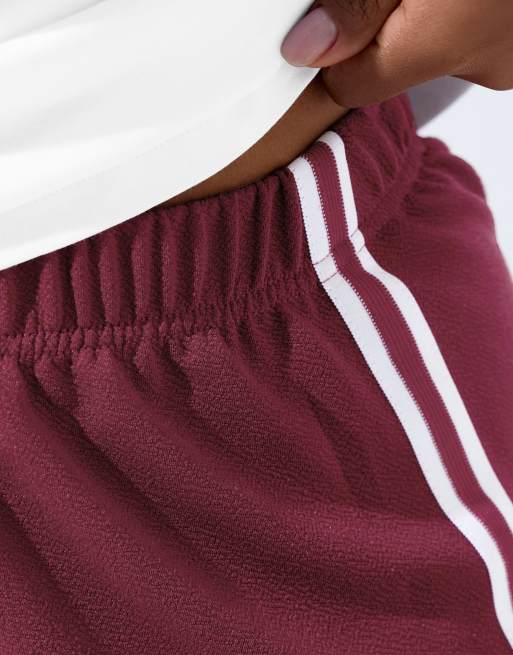 Yours Clothing Side stripe wide leg trousers in red, 3 of 4