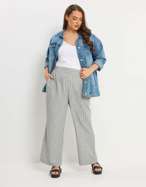 Yours Clothing Stripe linen look trousers in grey, 2 of 5