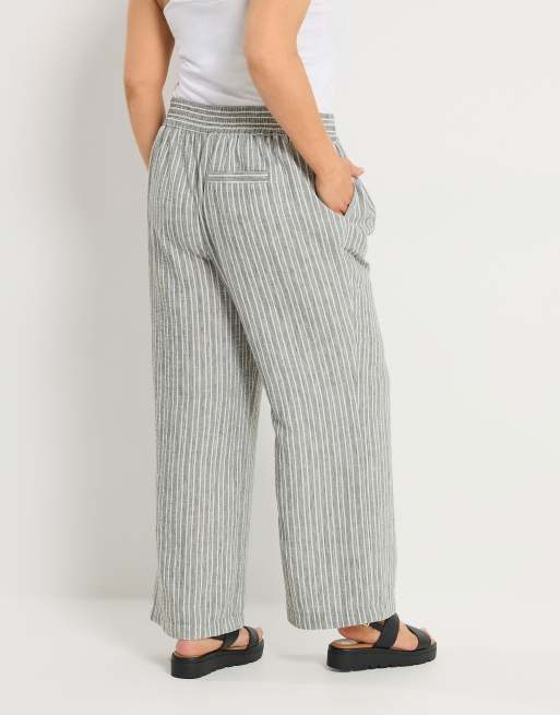 Yours Clothing Stripe linen look trousers in grey, 3 of 5