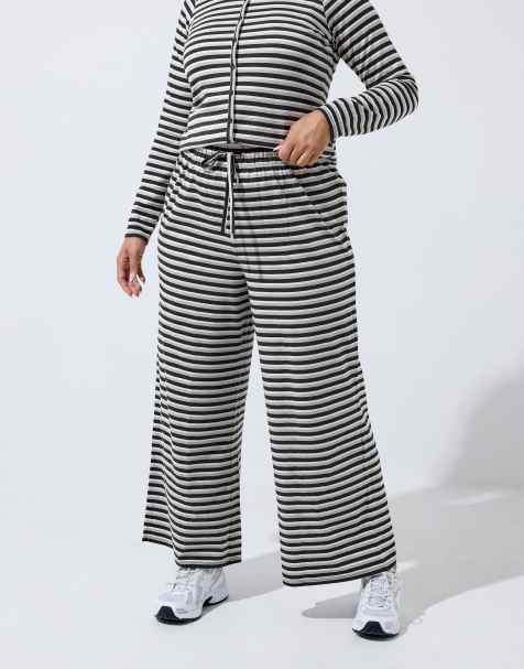 Yours Clothing Stripe wide leg trousers in black - view 1