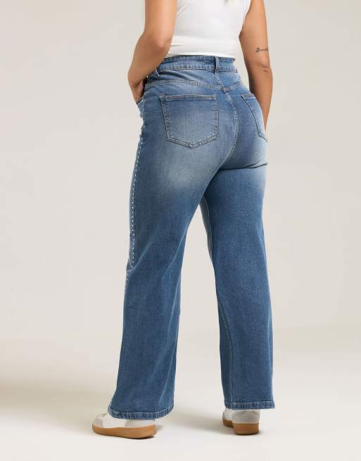 Yours Clothing Studded wide leg jeans in blue, 2 of 4