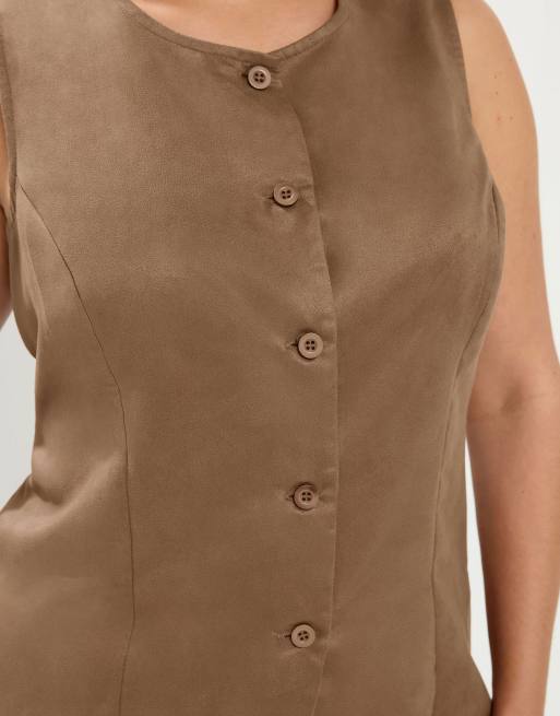 Yours Clothing Suedette waistcoat in brown, 4 of 4