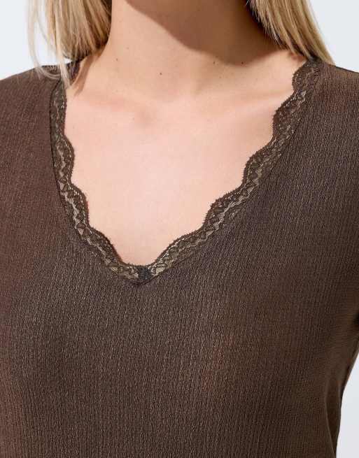 Yours Clothing Textured lace trim top in brown, 2 of 4