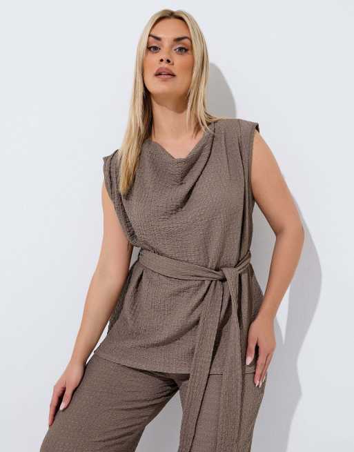 Yours Clothing Textured sleeveless top in brown, 4 of 4