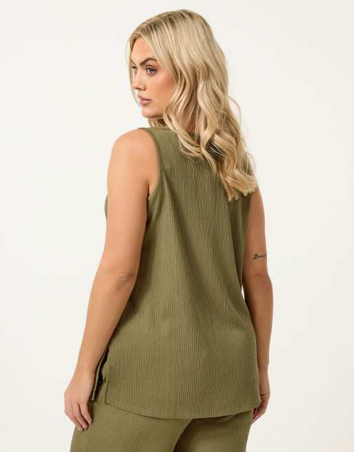 Yours Clothing Textured waistcoat in green, 2 of 4