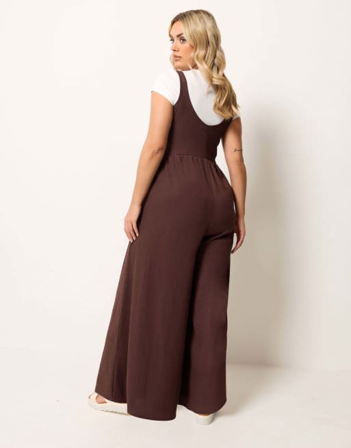 Yours Clothing Textured wide leg jumpsuit in brown, 2 of 4