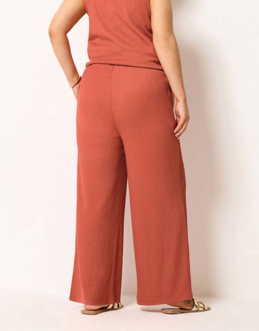 Yours Clothing Textured wide leg trousers in orange, 2 of 4