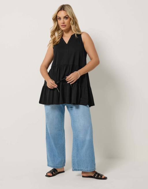 Yours Clothing Tiered vest top in black, 2 of 4