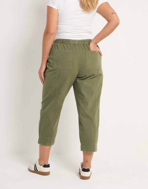 Yours Clothing Twill barrel leg trousers in green, 4 of 4