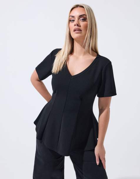 Yours Clothing V-neck corset top in black - view 1