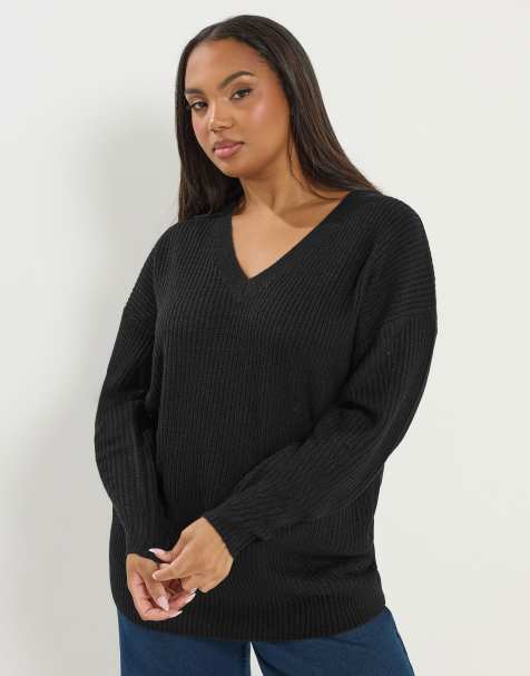 Yours Clothing V-neck knitted jumper in black - view 1