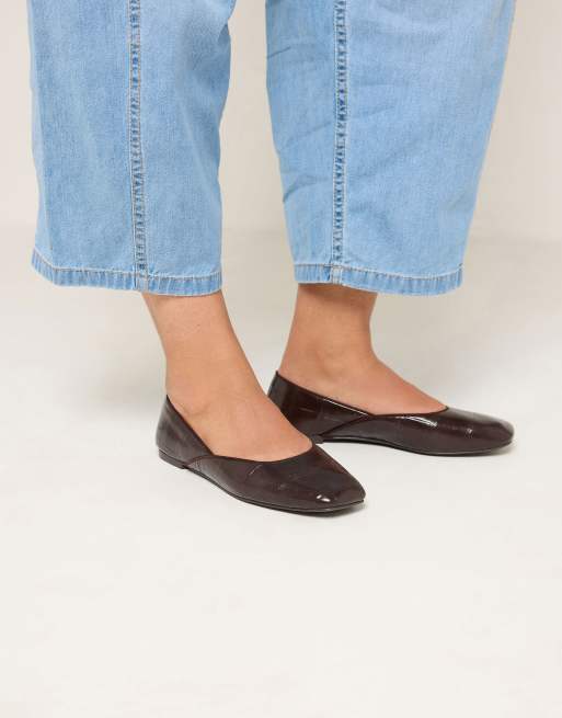 Yours Clothing Wide fit croc square toe ballet pumps in brown, 2 of 4
