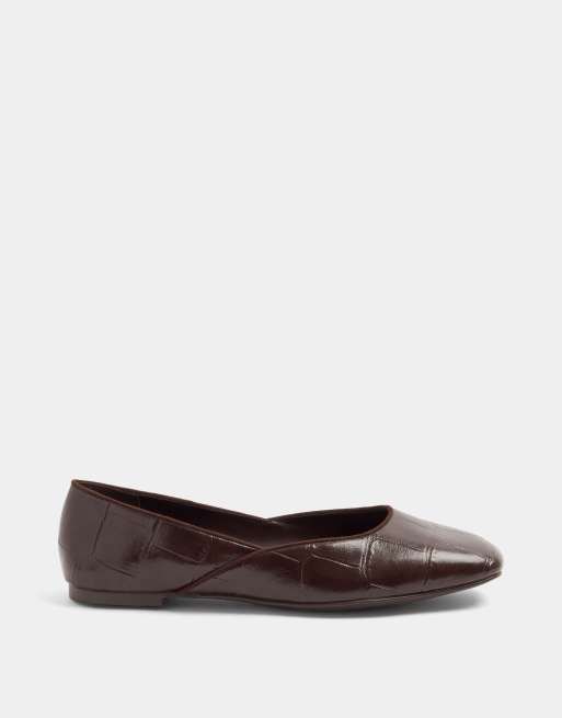Yours Clothing Wide fit croc square toe ballet pumps in brown, 3 of 4