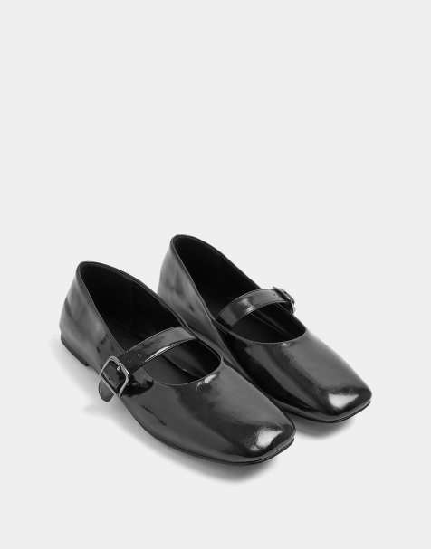 Yours Clothing Wide fit patent mary jane flats in black - view 1