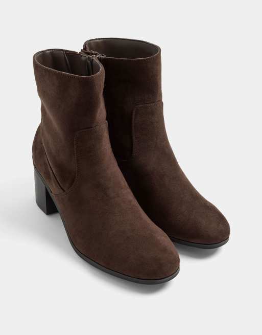 Yours Clothing Wide fit square heel ankle boots in brown, 3 of 4
